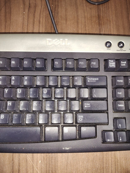 Vintage DELL Multimedia Windows Desktop PS/2 wired Keyboard RT7D30