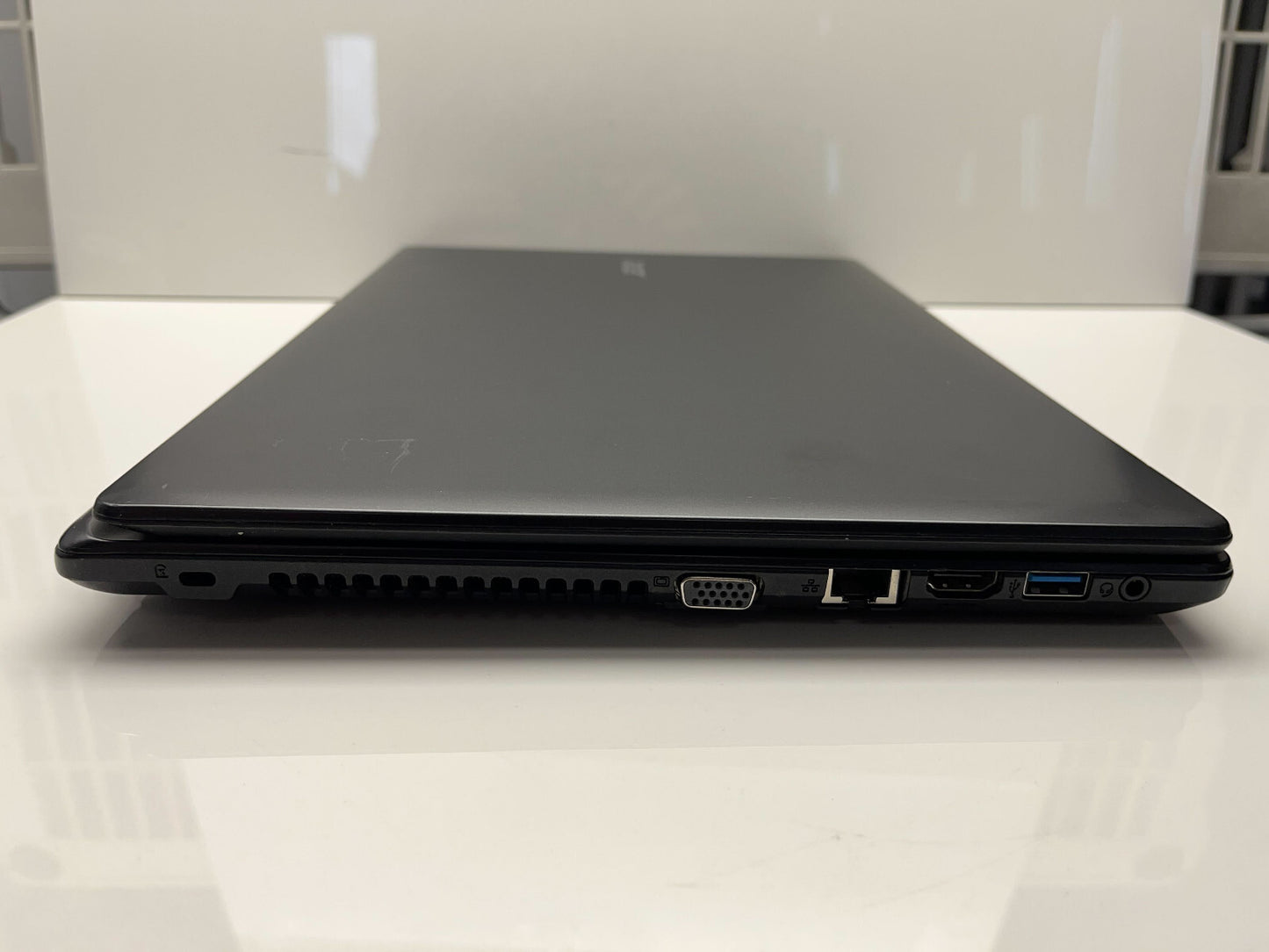 Acer TravelMate P246 i5-4210U @ 1.70 GHz 4GB RAM 500GB HDD Windows 10