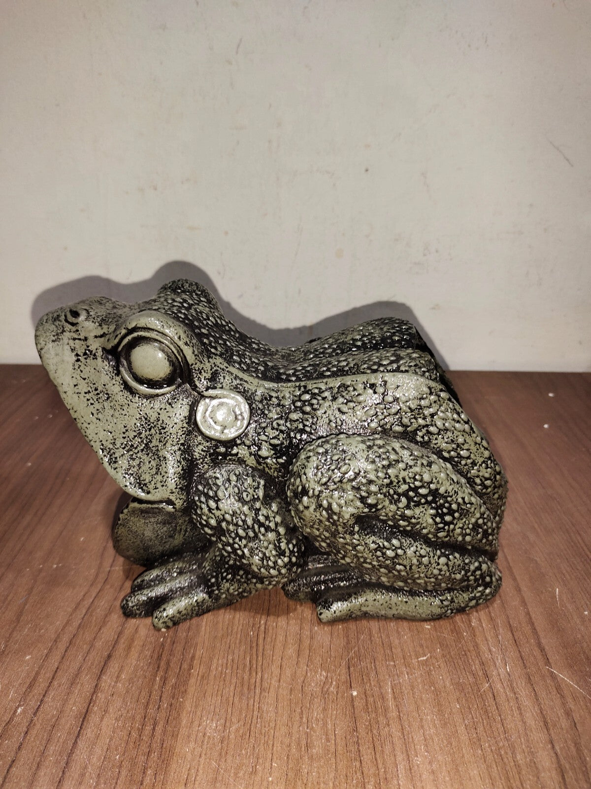 Gutter Guardian Frog Downspout Architectural Home Lawn Accessory Sculpture