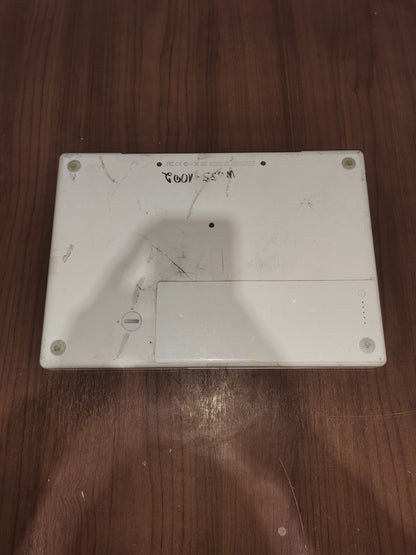 Apple MacBook A1181 13.5" Laptop 2007 White - For Parts