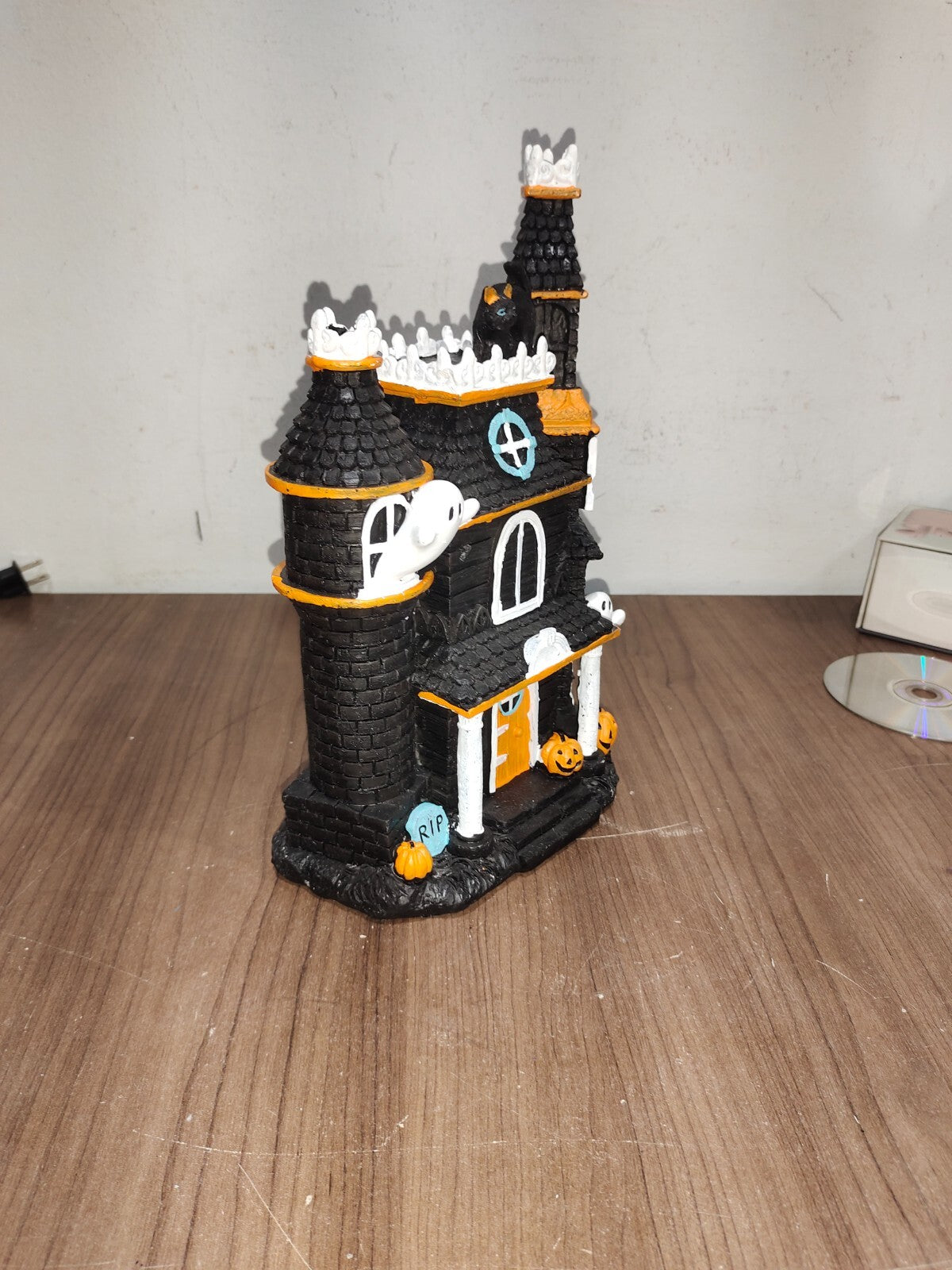 Halloween Haunted House - Tabletop Decor