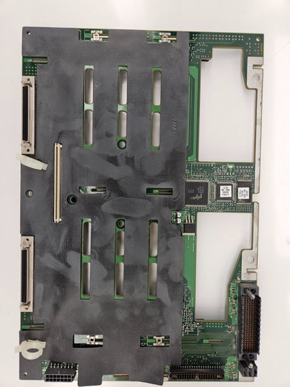 Dell Poweredge 2800 SCSI Backplane Assembly H1051