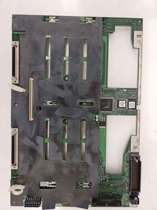 Dell Poweredge 2800 SCSI Backplane Assembly H1051