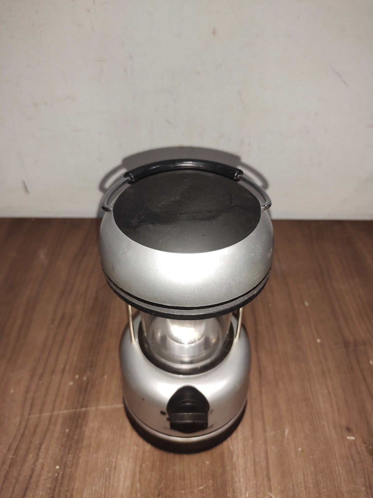 Innovage Outdoor - Indoor/Outdoor 20 Led Utility Lantern Dual Powered Cordless