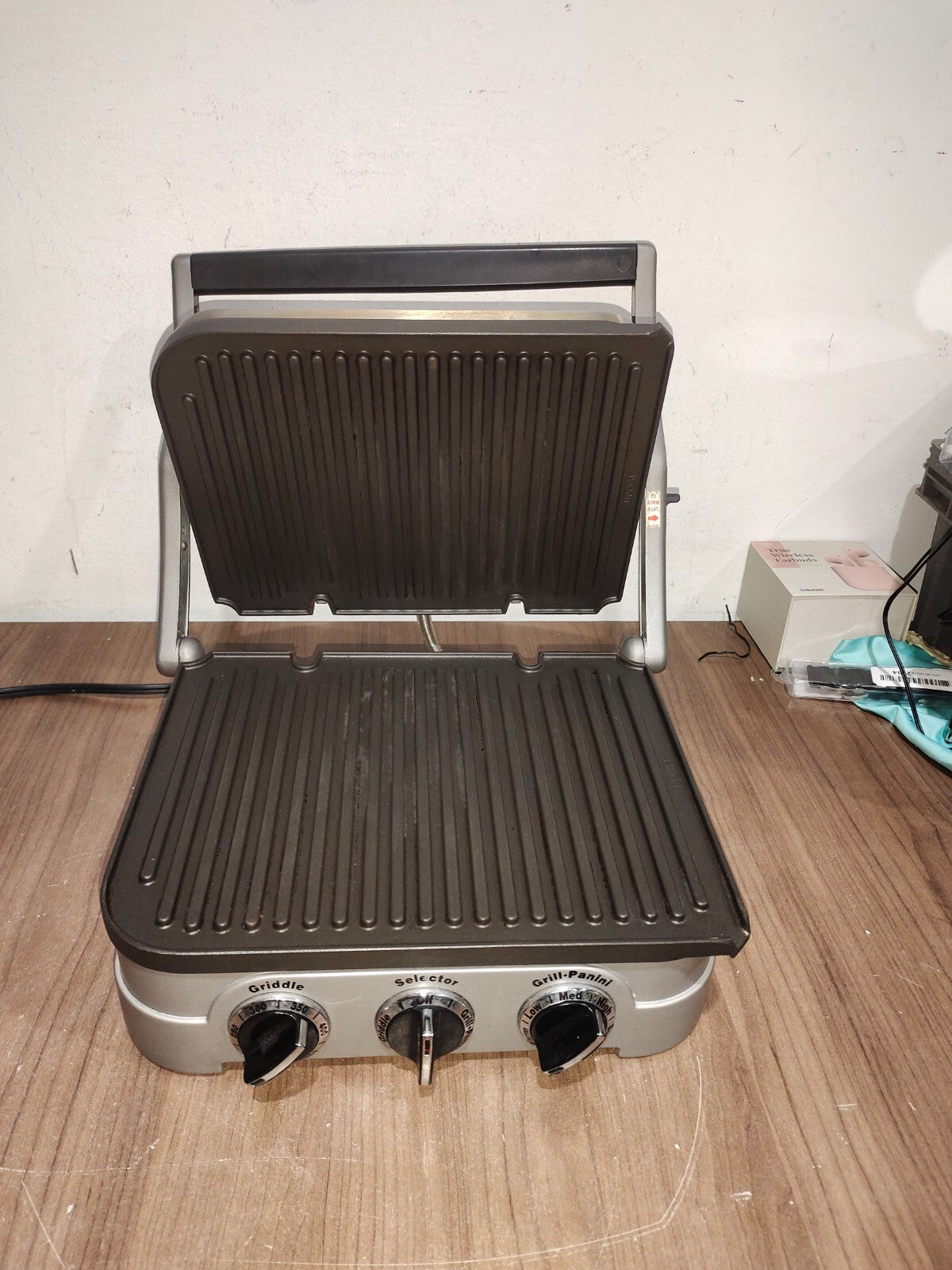 Cuisinart Stainless Steel 5-in-1 GRIDDLER Panini Sandwich Maker - Model - CGR-4C