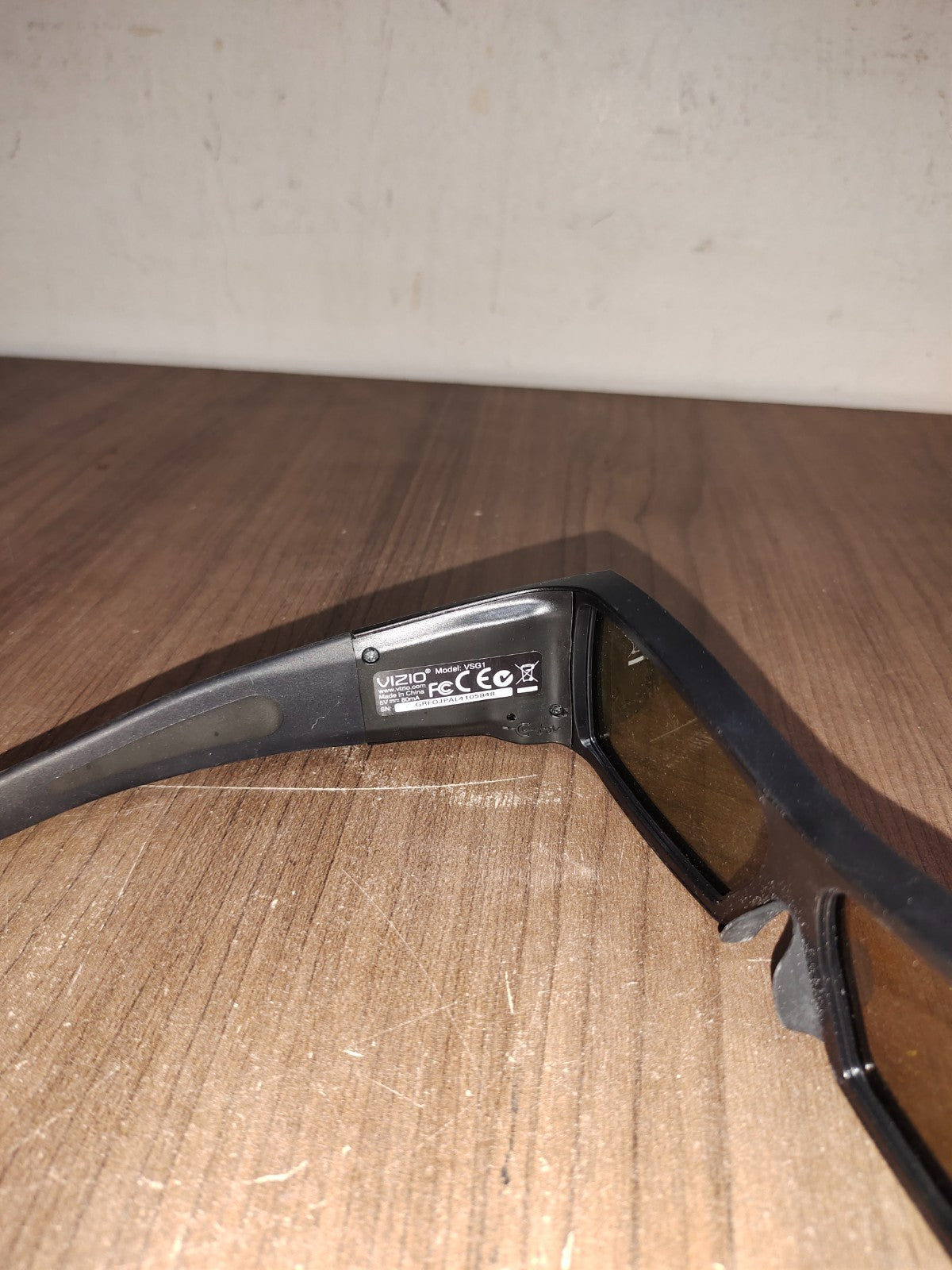 Vizio Rechargeable HD 3D Glasses Model VSG1 - 2