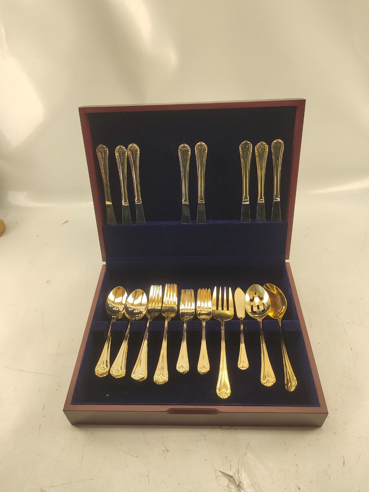 Hampton Silversmiths Stainless 215 Flatware Set, Gold Toned, 36 Pieces