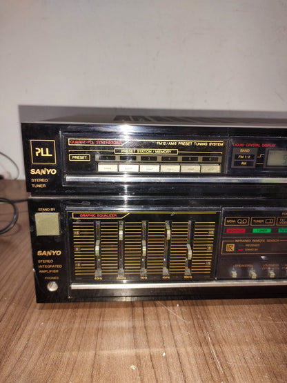 VTG Sanyo AM FM Stereo Receiver Model DCX686 With Liquid Crystal Display