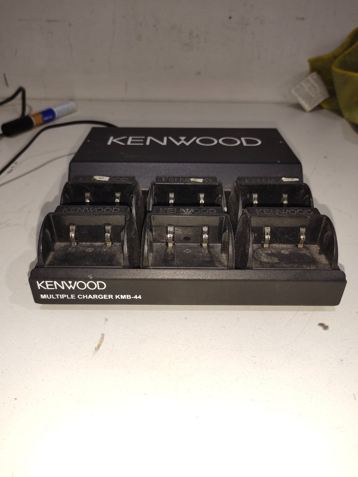 Kenwood 6-Unit 2-Way Radio Charger Adapter - KMB-44K