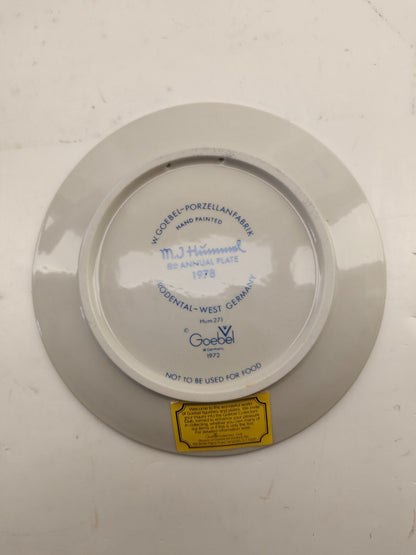 Vintage Hummel 1978 Annual Plate handcrafted Goebel