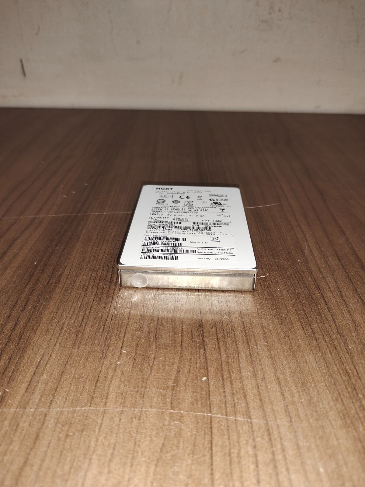 HGST 200GB 2.5" SAS 6G SSD HUSML4020ASS600 0B26577 UCMSSR200 Solid State Drive