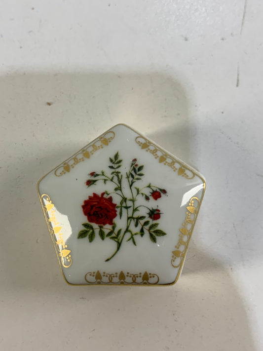 Vintage Empress Josephine's Rose Garden Fine Porcelain Trinket Jewelry Box 1980