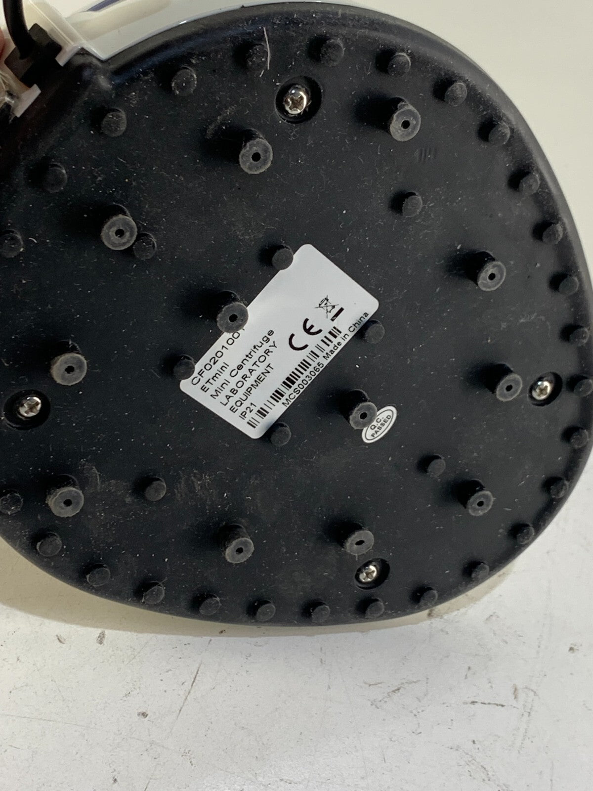 Four E's Low Speed Mini Centrifuge, 5400 RPM, Low Noise ≤50dB