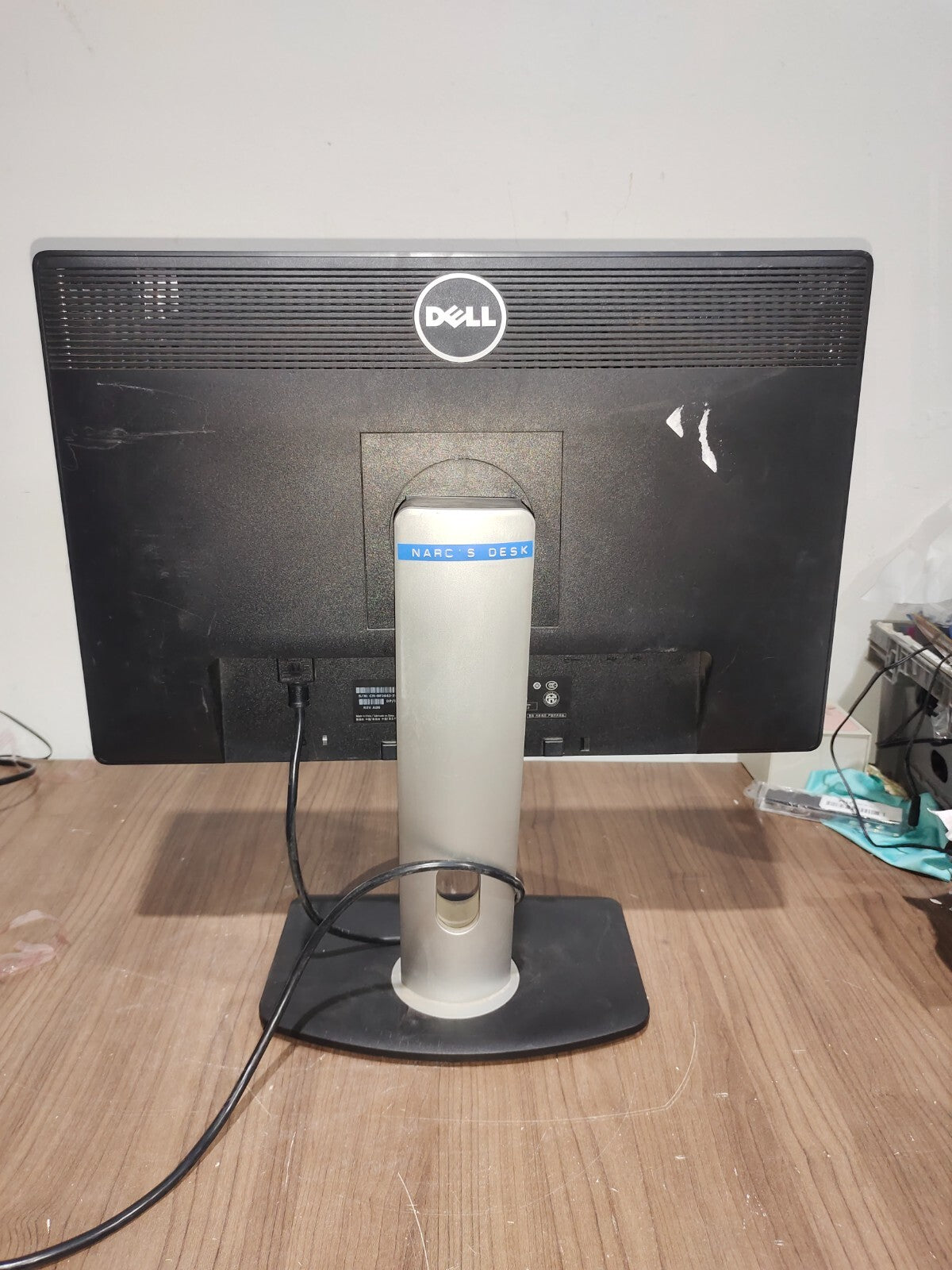 Dell P2213t 22" LCD Widescreen LED Backlit Monitor 1680x1050