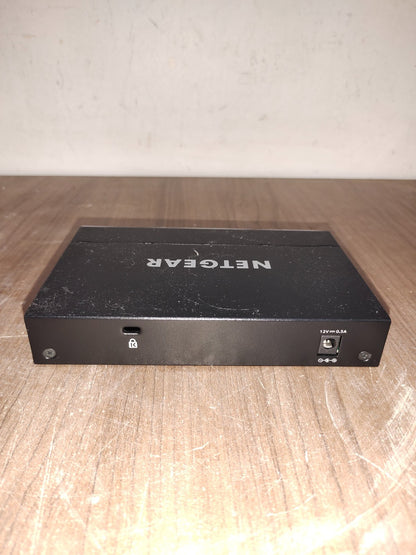 NETGEAR 8-Port Gigabit Ethernet Switch - Model - GS308E