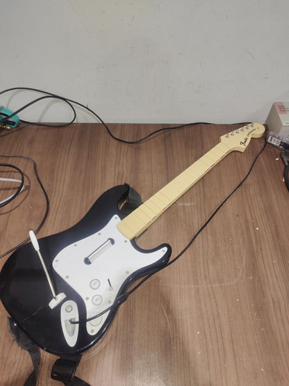 Harmonix Rock Band Guitar Xbox 360 Fender Stratocaster Wired - 822152