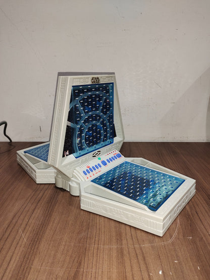 Star Wars 1997 Tiger Electronic Galactic Battle Space Combat Talking Battleship