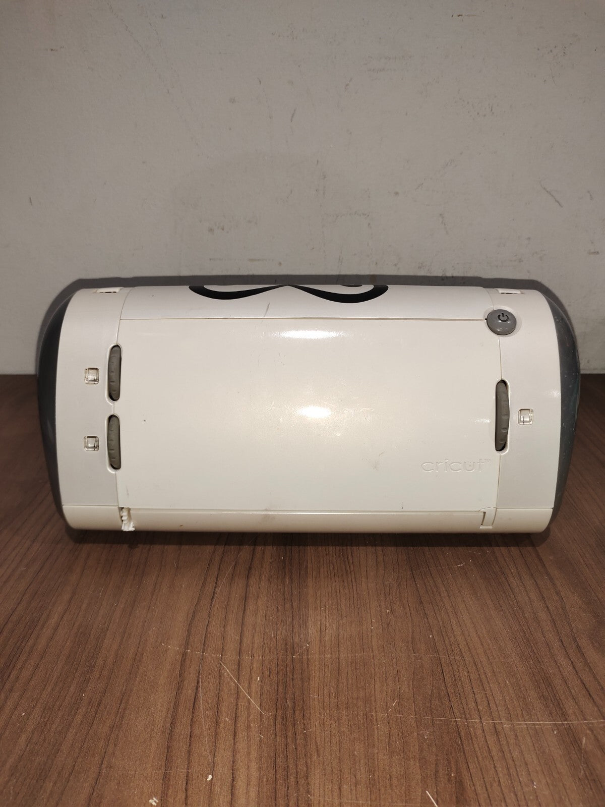 Cricut Personal Electronic Cutter Machine Model CRV001