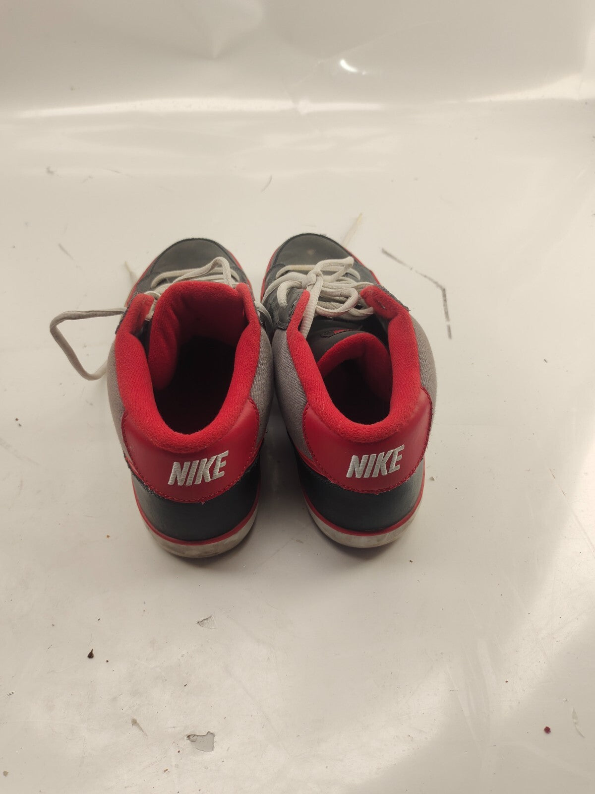 Nike NYX Mrtyr Mid Newsprint Comet Red Men's Size 9.5 US  Grey
