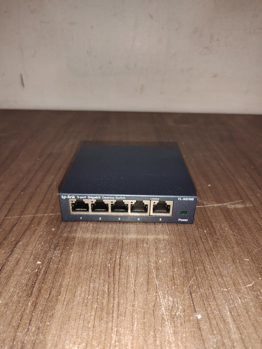 TP-Link - Model - TL-SG105S-M2 5-Port Multi-Gigabit 2.5G Ethernet Network Switch