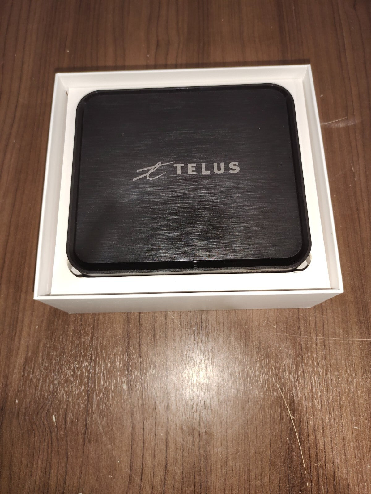 TELUS PikTV Media Box - Black