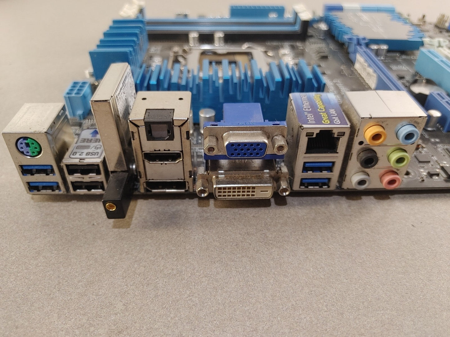 GOOD CONDITION ASUS Motherboard PBZ77-V EATX UNTESTED Blue/Black