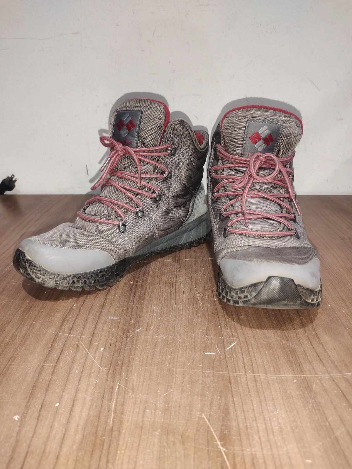 Columbia Fairbanks Omni-Heat BM2806-033 Gray Waterproof Outdoor Boot Men - USA 8