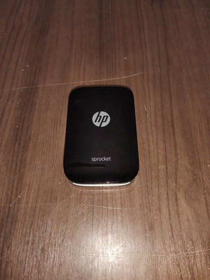HP Sprocket 100 Portable Photo Printer w/ USB Charger - X7N07A / SNPRH-1603