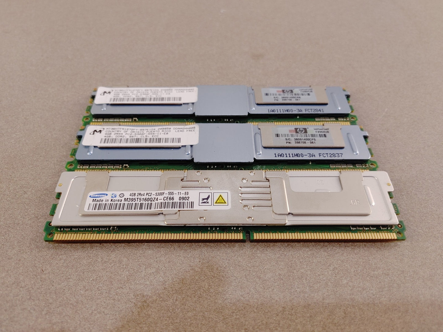 GREAT CONDITION 12GB DDR2 5300F Fully Buffered 3 DIMMs with heatsinks PACK
