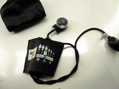 Pro Advantage Sphygmomanometer In Case