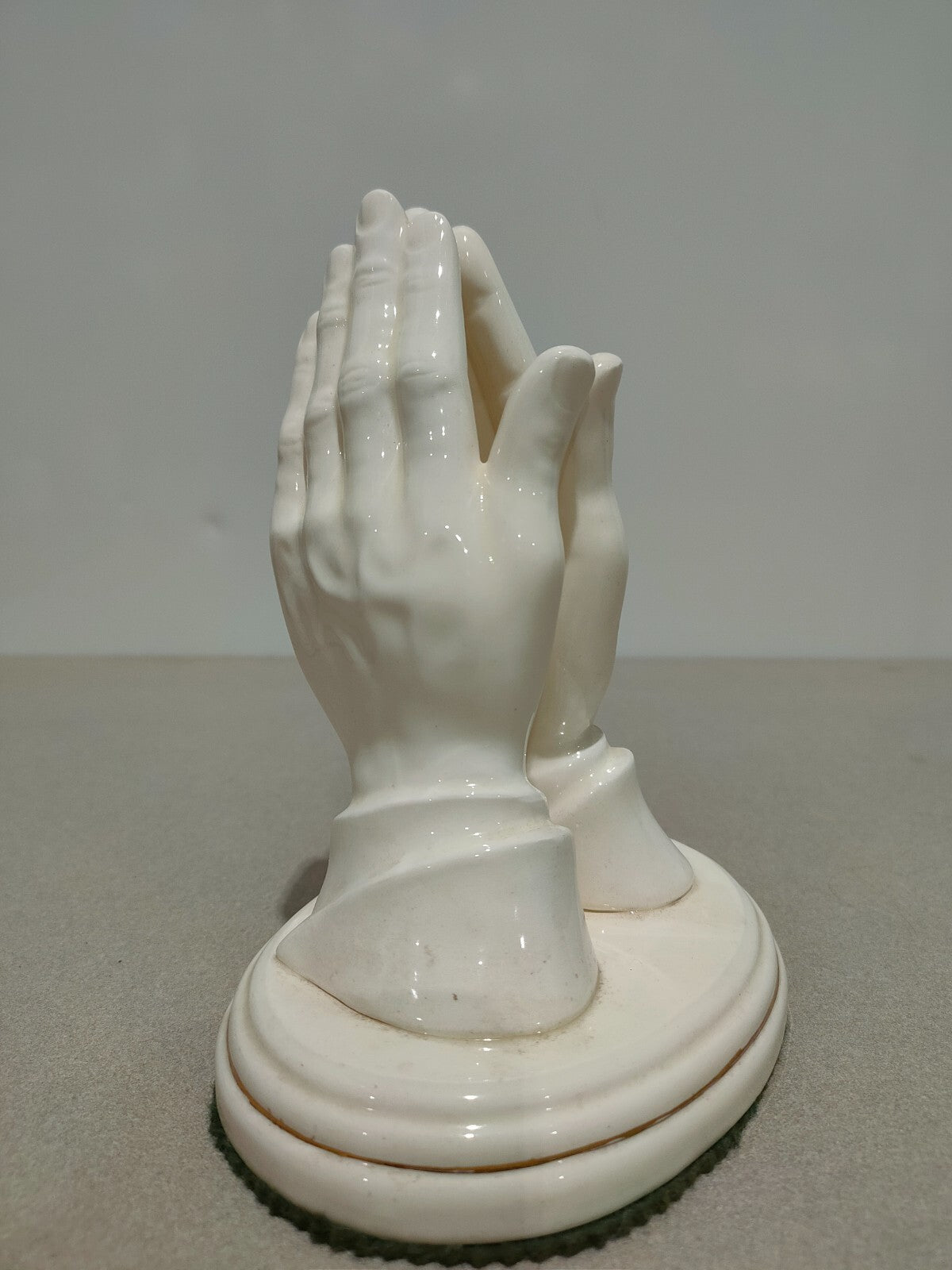 Vintage Christian Praying Hands Figurine Statue Holland Mold Ceramic Glaze White
