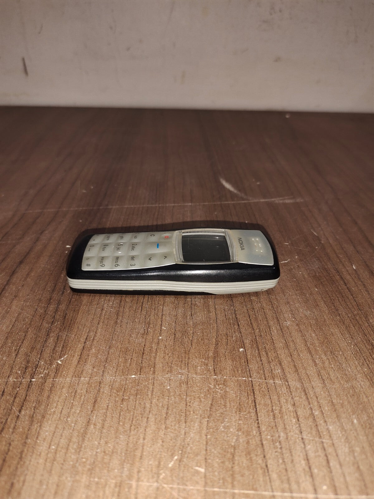 Nokia 1100 2G GSM 900/1800 Original Unlocked Classic Phone - For Parts