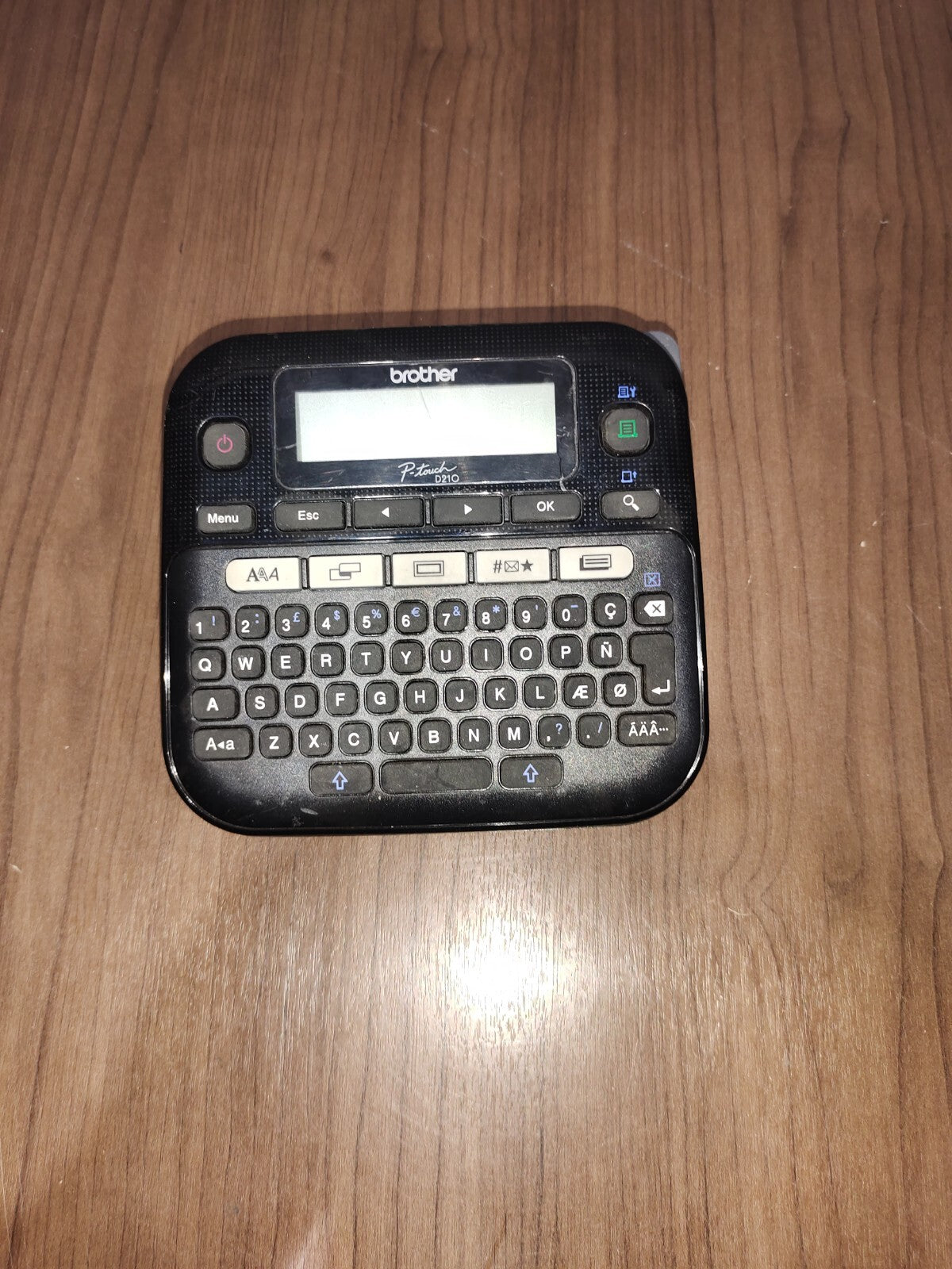 Brother PTD210 P-Touch Easy Compact Label Maker - Black