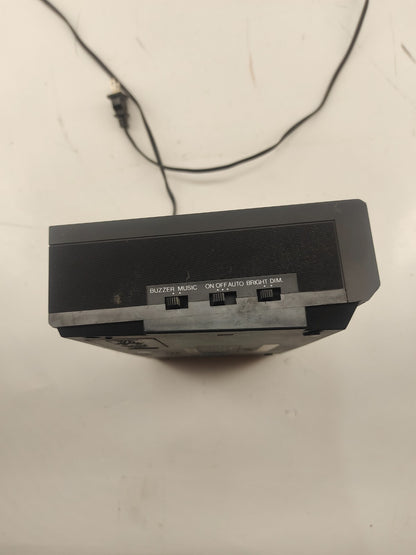 VTG Transonic AM/FM Clock Radio Cassette Recorder Clock & Alarm
