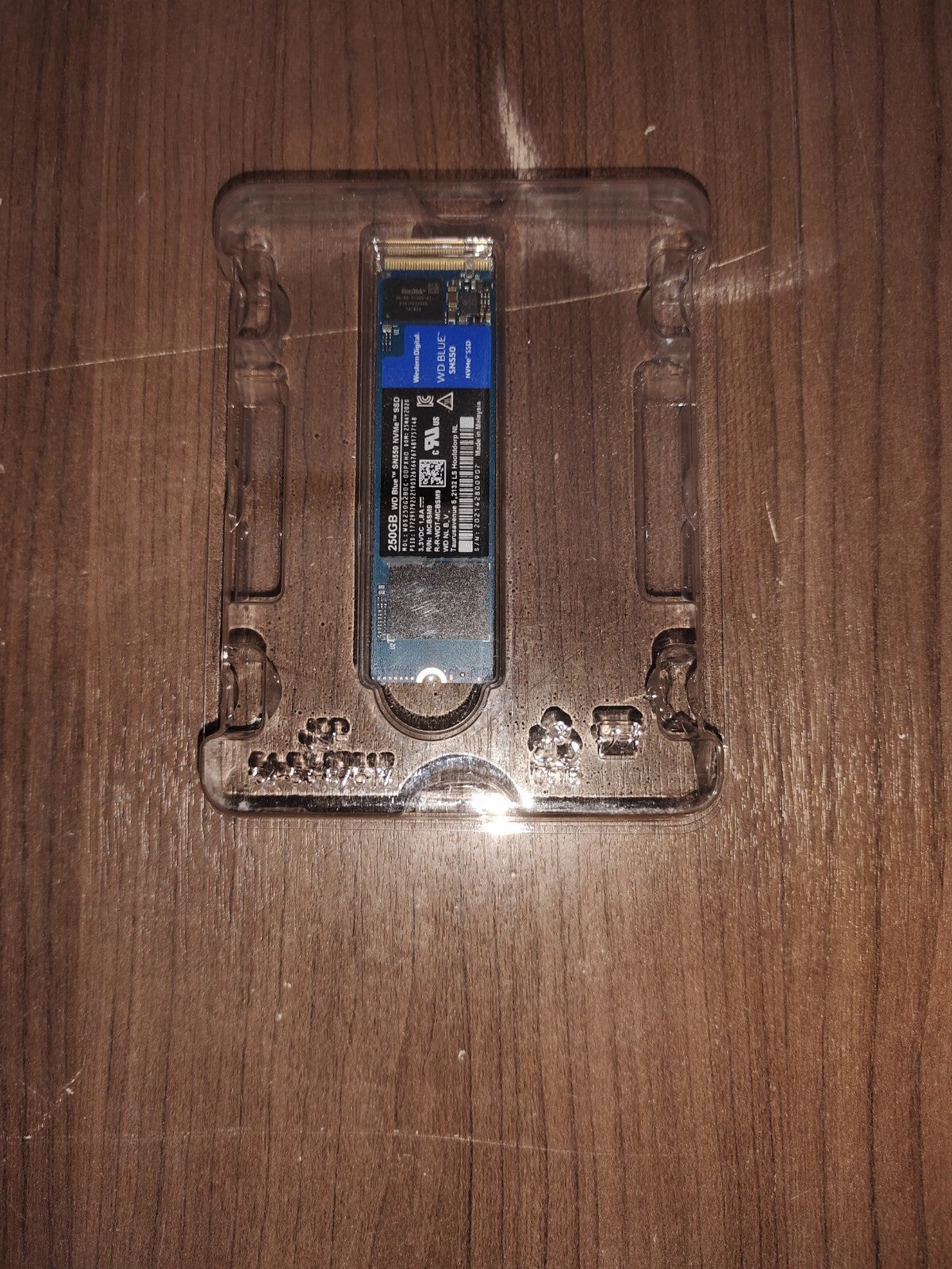 WESTERN DIGITAL WD BLUE 250GB SN550 M.2 NVMe SSD (WDS100T2B0C)