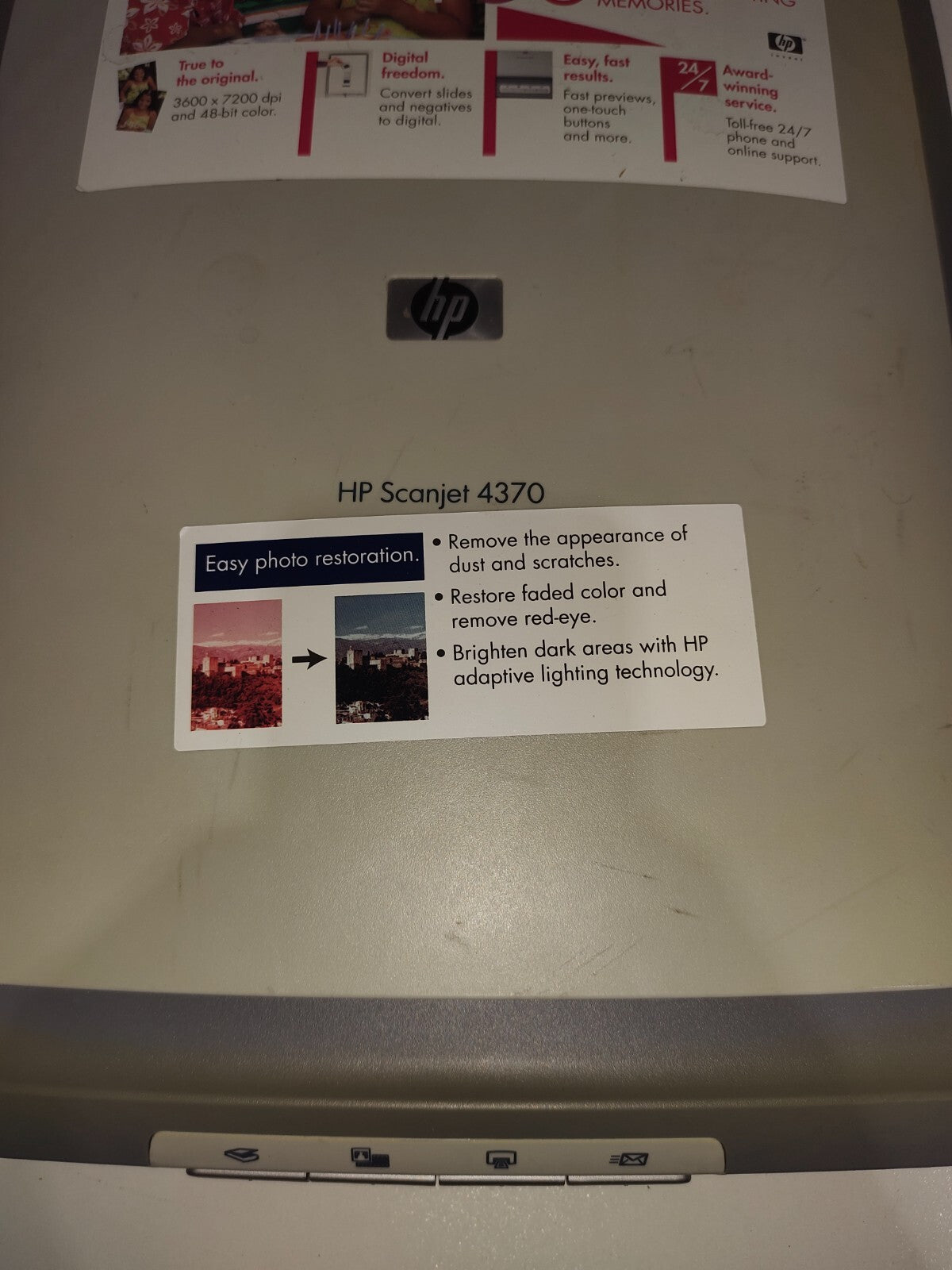 HP Scanjet 4370 Photo Flatbed Scanner