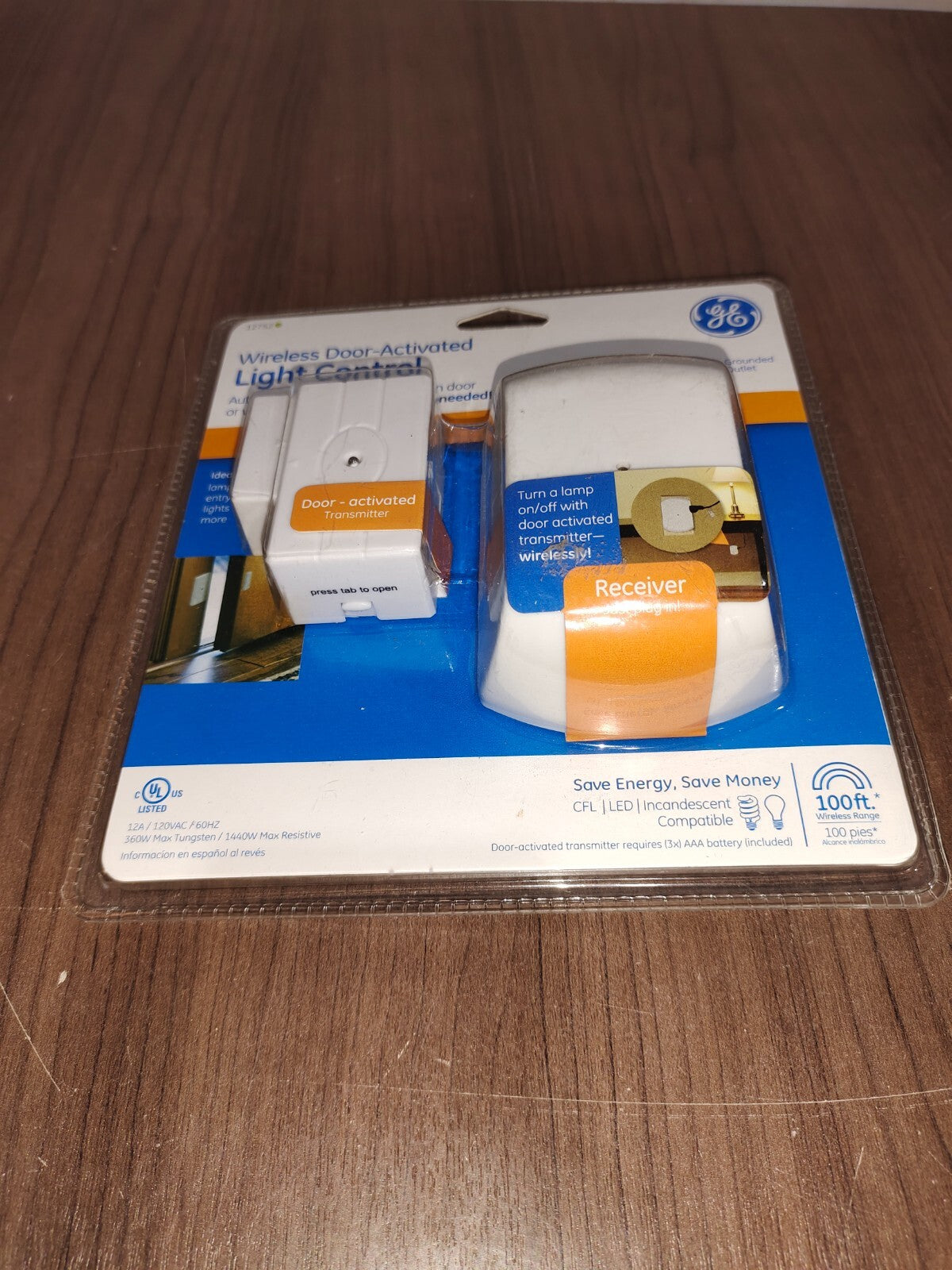 GE Wireless Door-activated Light Control With Grounded Outlet