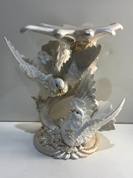 VINTAGE FIGURINE STATUE LARGE DOVE LOVE BIRDS
