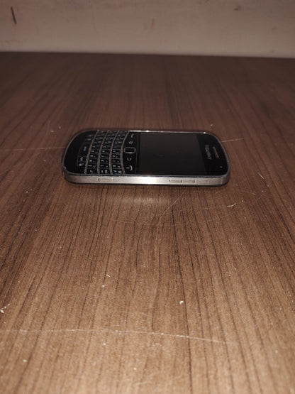 BlackBerry Bold Touch 9900 Mobile Phone - 4