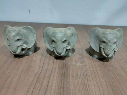 (Set of 3) elephant flower pot riser