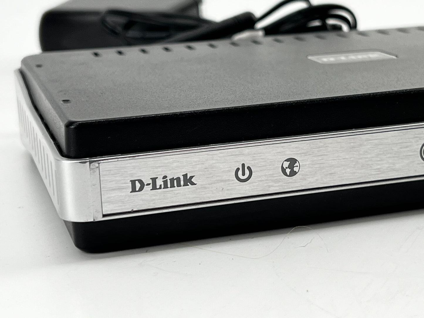 D-Link DIR-615 300Mbps 4-Port 10/100 Wireless N300 Router Dual Band