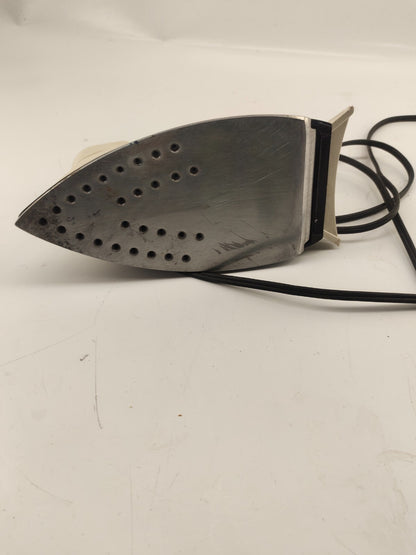 Vintage Black and Decker Classic Heavy Duty Iron