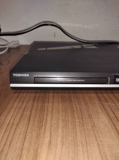 Toshiba SD-K770 Dolby Digital Multi-Zone Digital Cinema Progressive DVD Player