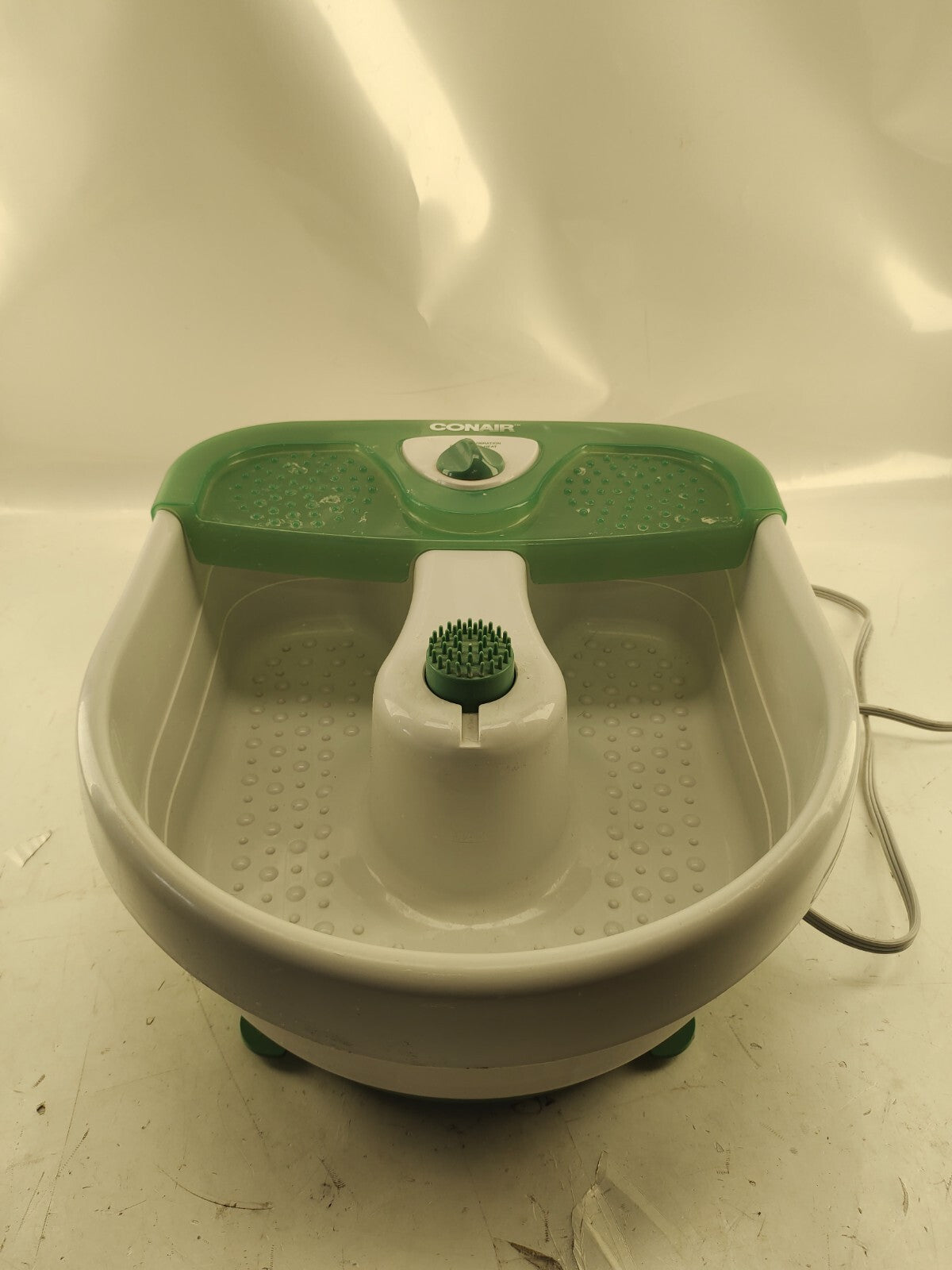 Conair Massaging Foot Spa - Heat & Vibration