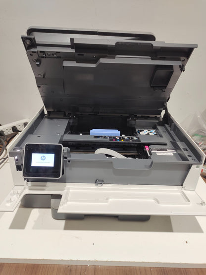 HP Office Jet Wireless All In One Printer 8015e