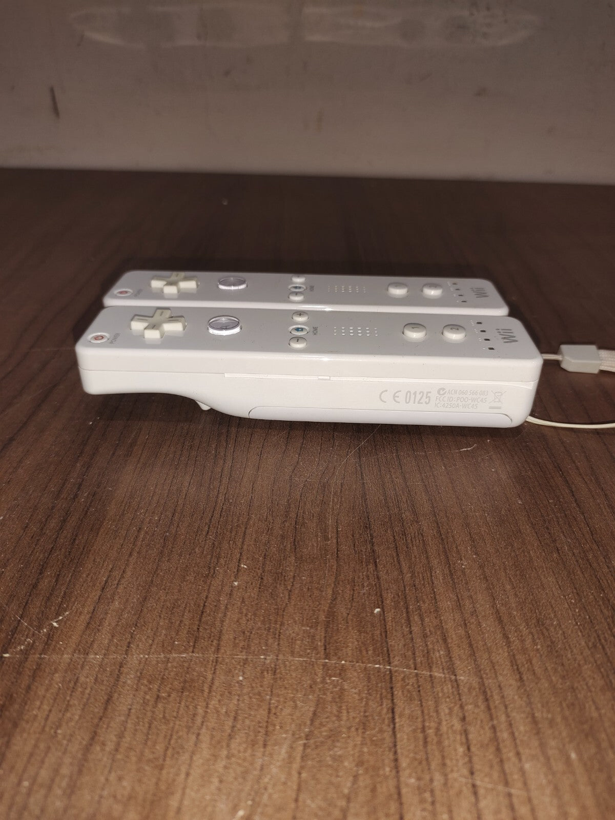 Nintendo Wii RVL-003 OEM Remote Control Controller White - Set of 2