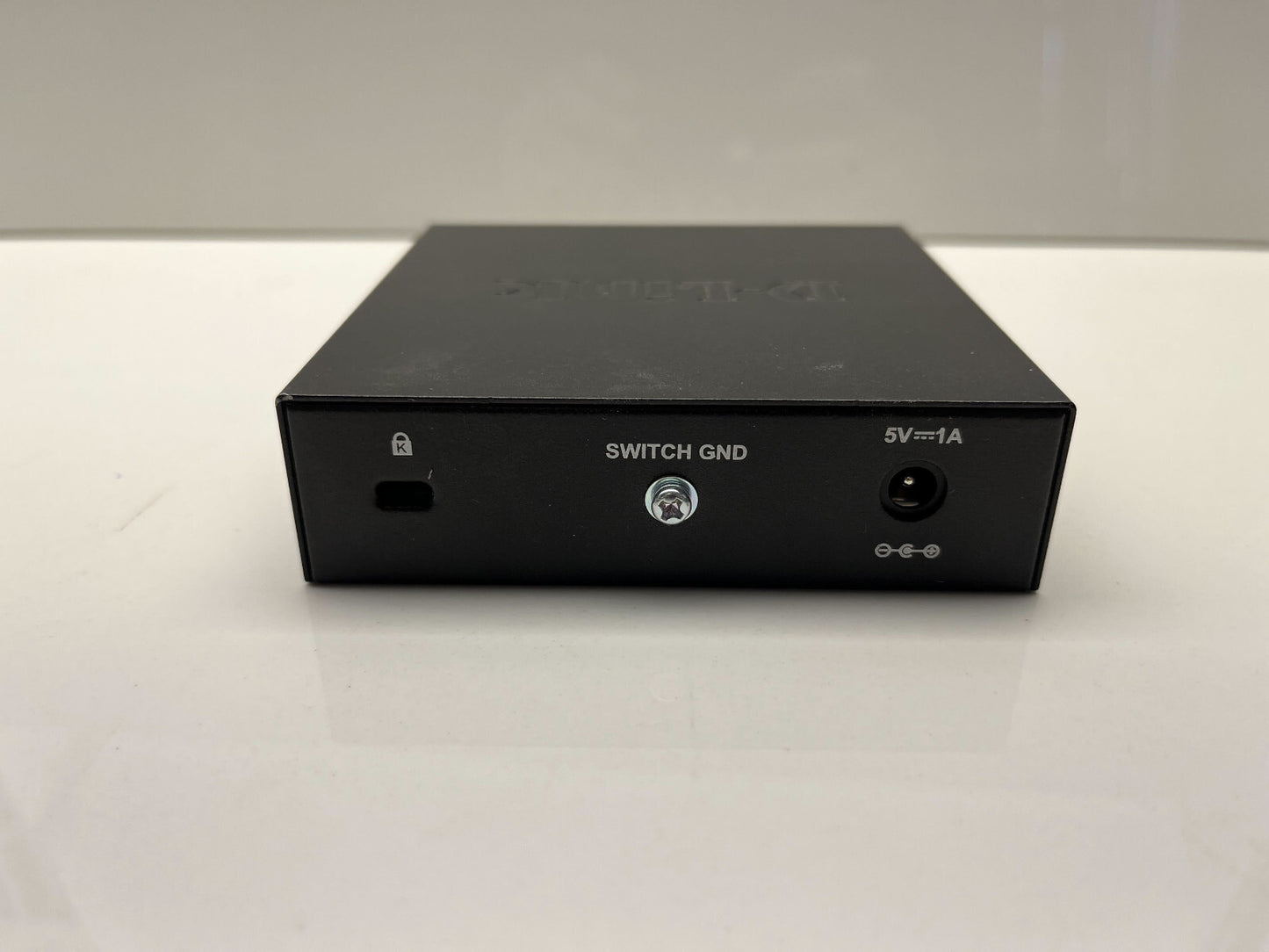 D-Link 5-Port Gigabit Ethernet Switch DGS-105