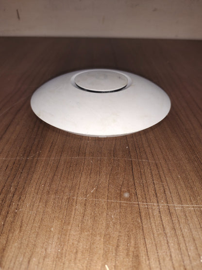 Ubiquiti Networks UniFi AC Lite AP Wireless Access Point (UAP-AC-LITE) - 1