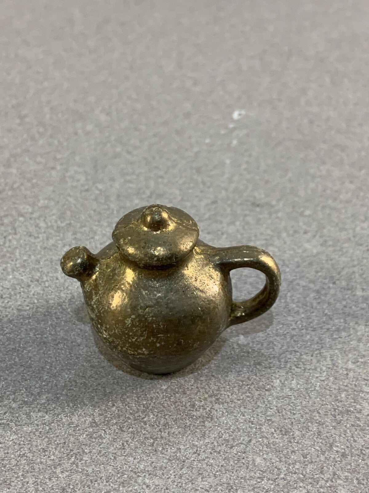 Brass small teapot ornaments