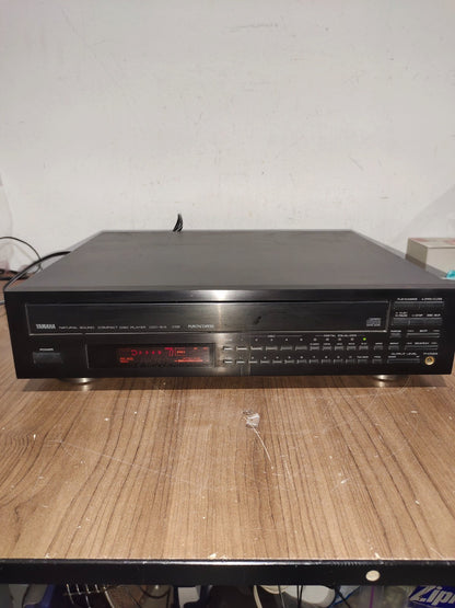 YAMAHA CDC-815 - 5 Disc CD Changer W/ Switchable Digital Out Needs Belt